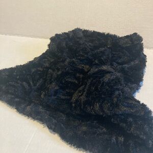 Black Faux Fur Fabric Women Round Neck Black Scarf